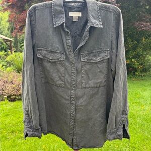 Pilcro Gray Button-Up Shirt